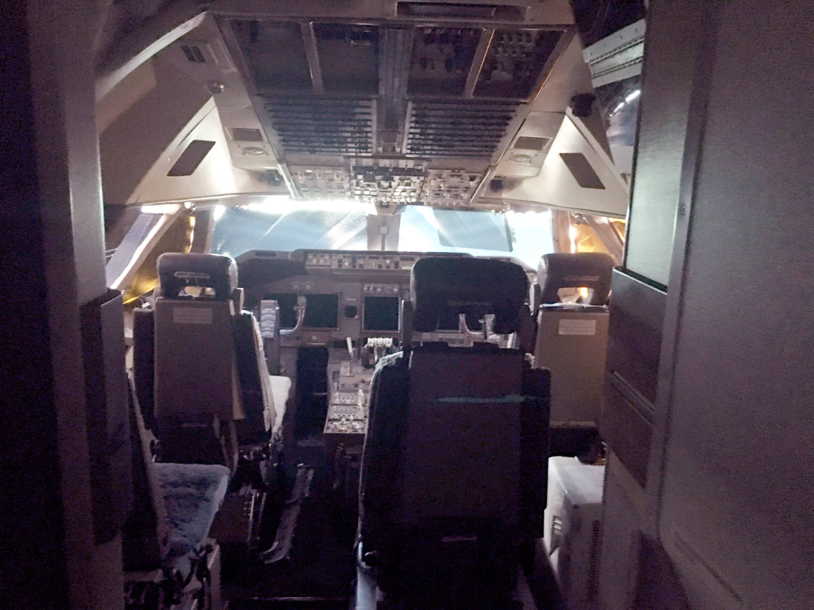 hars_museum_quantas_boeing_747_cockpit